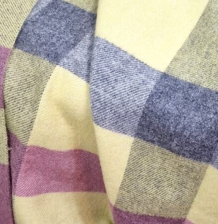 Wollen Plaid - NAPOLI - Geel-Roze-Grijs (140x200cm) 3 Wollen Plaid - NAPOLI - Geel-Roze-Grijs (140x200cm) - Afbeelding 3